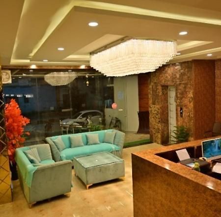 Hotel Raghuveer Inn By Bookingcare Sitapur Muafi Kültér fotó