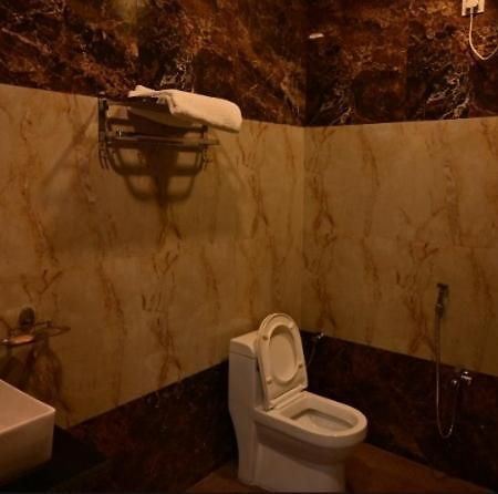 Hotel Raghuveer Inn By Bookingcare Sitapur Muafi Kültér fotó